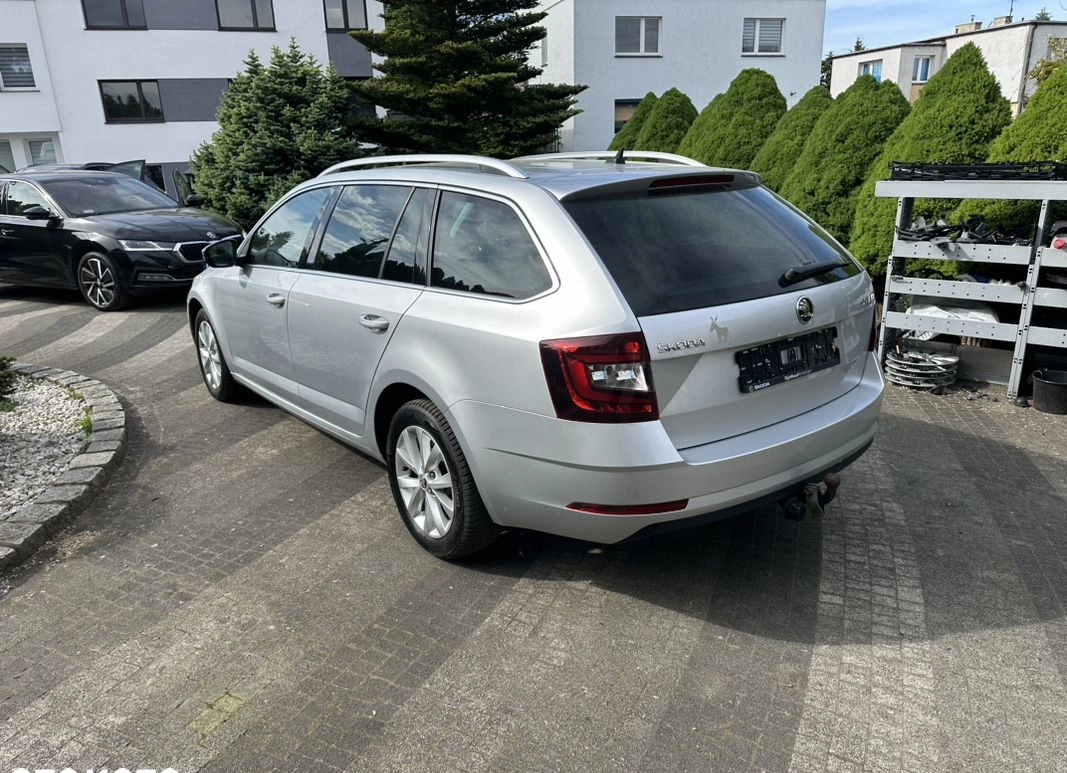 Skoda Octavia cena 58500 przebieg: 98000, rok produkcji 2020 z Poznań małe 79